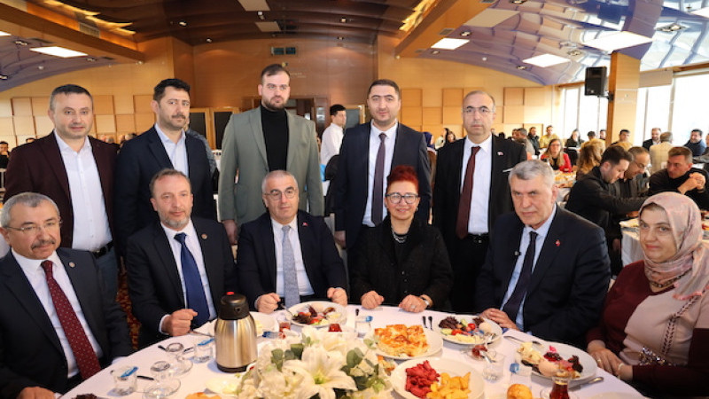 Kadem Ekşi’den proje eleştirisi