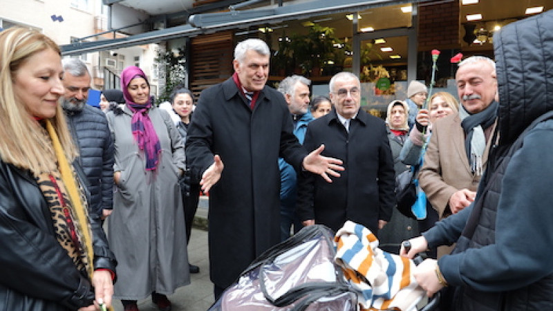 Kadem Ekşi sevgi yürüyüşünde
