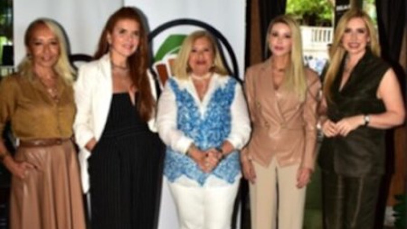 Ünlülerden anlamlı davet
