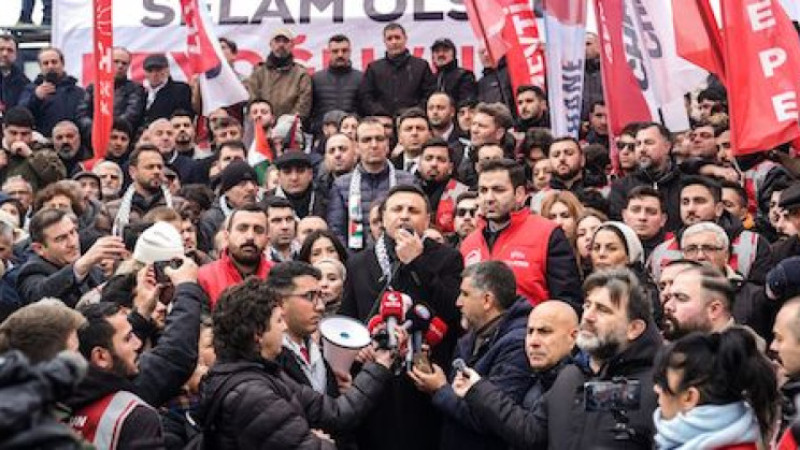 CHP’den Galata çıkarması!