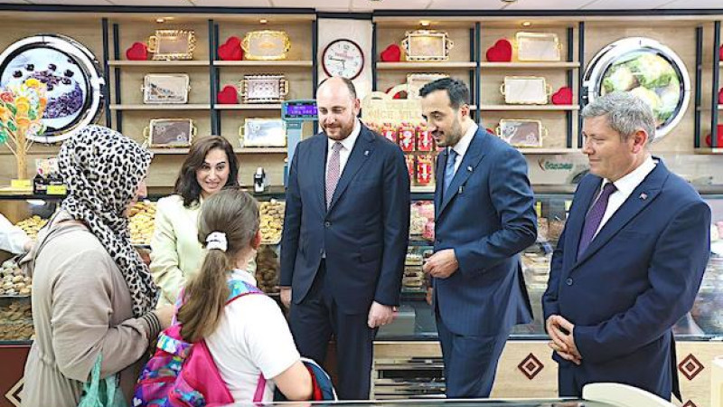 AK Parti’den bir günde 1.700 program