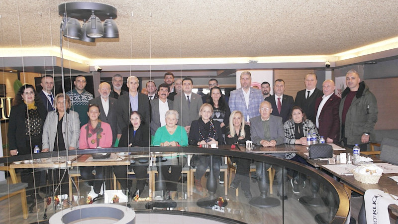 MHP, Maltepeli muhtarları dinledi