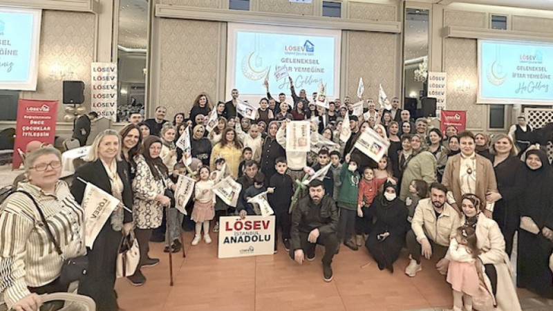 LÖSEV’den iftar buluşması